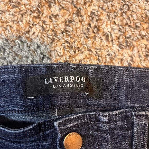 2 pair of Liverpool Los Angeles Women's Dark Wash Denim Skinny Jeans‎ Size 4/27 - Picture 3 of 14